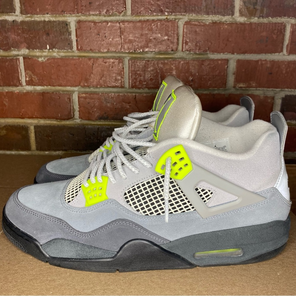 Air Jordan 4 Retro 'Neon 95' Sneaker Size 14